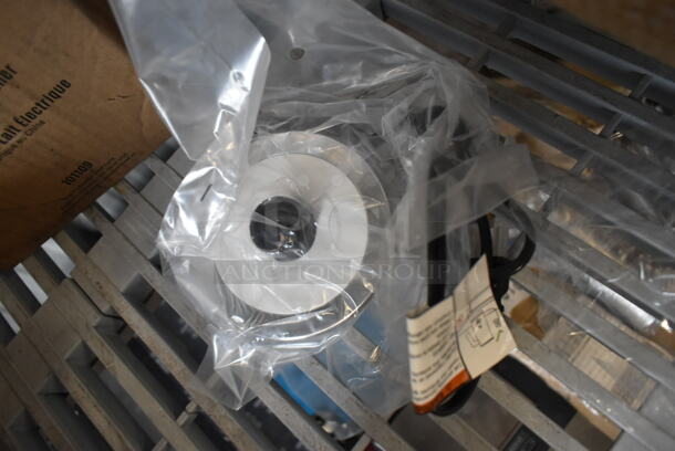 ALL ONE MONEY! Tier Lot of Various Items Including 12 12418716 American Metalcraft 18716 16" Heavy Duty Expanded Aluminum Pizza Screen, 6 Vollrath 30002 Super Pan V® Full Size 3/4" Deep Anti-Jam Stainless Steel Steam Table / Hotel Pan- 22 Gauge, 24 02000 Oval Plates. - Image 7 of 12