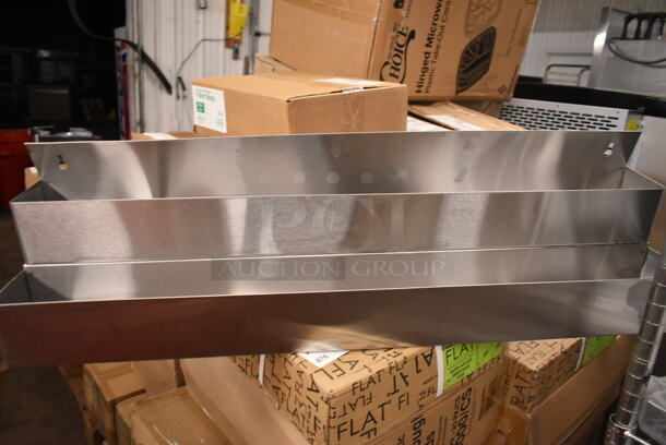 BRAND NEW SCRATCH AND DENT! Lot of Various Items Including 16 Barfly M37080 Stainless Steel Mixing Cups, Black Wall Mount Paper Towel Dispenser and 712B5536D Double Stainless Steel Speedwell.  - Image 6 of 9