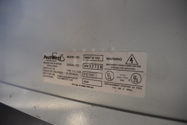 PestWest Mantis 1x2 Metal Bug Zapper. 120 Volts, 1 Phase. 19x3x12. Tested and Working! - Image 5 of 5