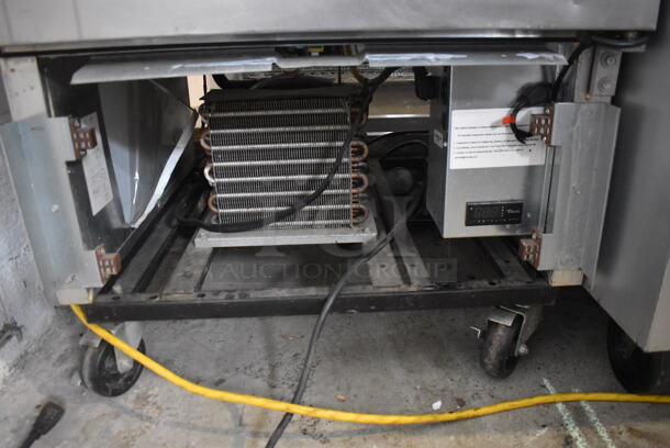 True T-23F Commercial Stainless Steel One Section Reach-In Electric Powered Freezer on Commercial Casters. 115V/1 Phase. Tested And Powers On But Does Not Get Cold - Image 2 of 5