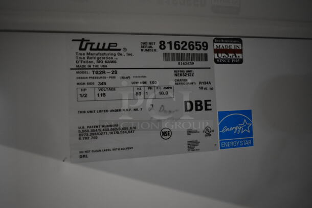 2015 True TG2R-2S ENERGY STAR Stainless Steel Commercial 2 Door Reach In Cooler w/ Poly Coated Racks. 115 Volts, 1 Phase. Tested and Working! - Image 5 of 7