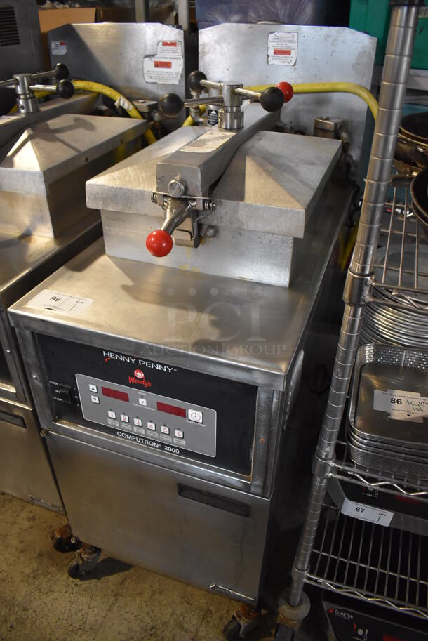 LATE MODEL! Henny Penny 600C Stainless Steel Commercial Floor Style Natural Gas Powered Pressure Fryer on Commercial Casters. 18x39x48 - Image 3 of 10