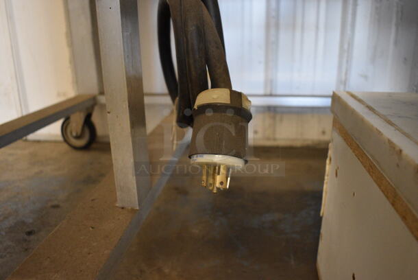 Servolift Eastern 501L-6L Metal Commercial 6 Well L Shaped Steam Table w/ Sneeze Guard on Commercial Casters. 120/208 Volts, 3 Phase. 62x72.5x52 - Image 7 of 10