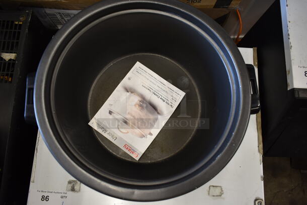 Avantco 177RCA46 Metal Countertop Rice Cooker. 120 Volts, 1 Phase. Tested and Working! - Image 5 of 9