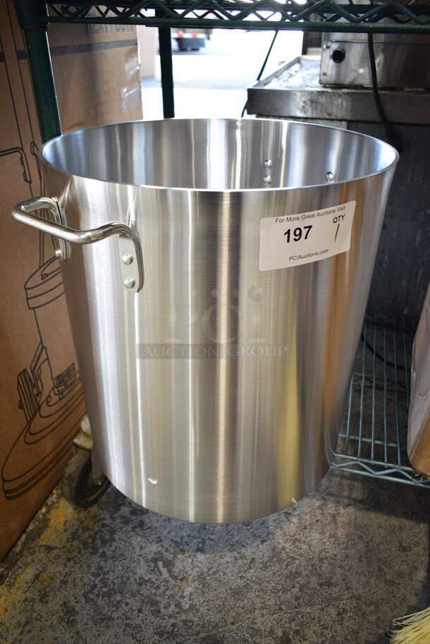 BRAND NEW SCRATCH AND DENT! Choice 471SP60QTHD 60 Qt. Heavy Weight Aluminum Stock Pot - Image 2 of 5