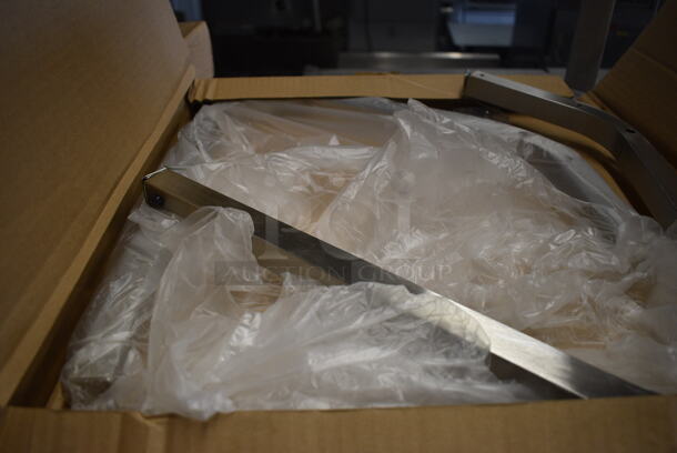 BRAND NEW IN BOX! 2 Metal Legs! 16x18x1 - Image 3 of 4