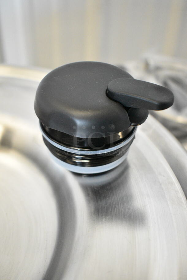 4 BRAND NEW SCRATCH AND DENT! Thermos TGS15SC Stainless Steel Carafe. 4 Times Your Bid!  - Image 4 of 7