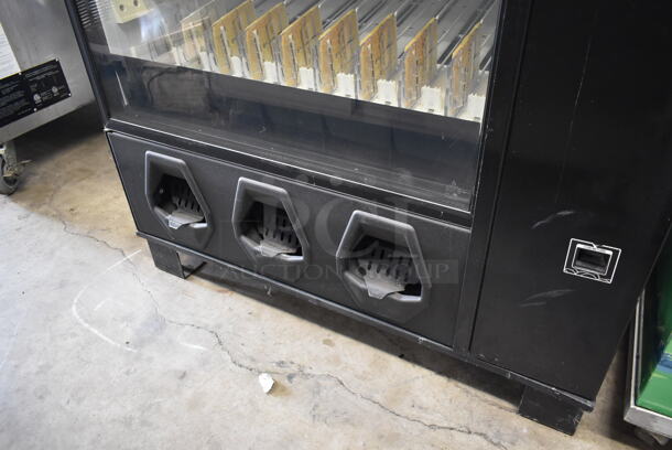Dixie-Narco DN2145 Metal Commercial Floor Style Vending Machine w/ Cash Acceptor. Tested and Working! - Image 4 of 9