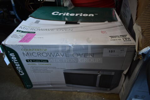 BRAND NEW IN BOX! Criterion CCM16M1S Countertop Microwave Oven w/ Plate. 120 Volts, 1 Phase.
