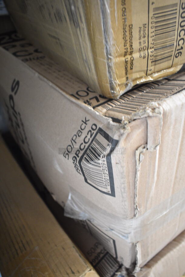 PALLET LOT of 27 BRAND NEW Boxes Including 127SB24COMBO Choice 24 oz. Clear Plastic Salad Bowl with Lid - 150/Case, 2 Box 500CC16 Choice Clear PET Customizable Plastic Cold Cup - 16 oz. - 1000/Case, CH12DEF Dart ClearPac SafeSeal 12 oz. Tamper-Resistant, Tamper-Evident Hinged Container with Flat Lid - 200/Case, 3 Box 760SOUP8KFT EcoChoice 8 oz. Kraft Paper Food Cup with Vented Lid - 250/Case, 130HBKCUTFW Visions Individually Wrapped Black Heavy Weight Plastic Fork - 1000/Case, 2 Box 129MCR32B Choice 32 oz. Black Round Microwavable Heavy Weight Container with Lid 7 1/4" - 150/Case, 2 Box 433NHT101H Choice 1/6 Standard Size White "Thank You" Medium-Duty Plastic T-Shirt Bag - 1000/Case, 347RPBD10WHS Visions 10" White Plastic Plate with Silver Bands - 120/Case, 129MCS38B Choice 38 oz. Black Rectangular Microwavable Heavy Weight Container with Lid 8 3/4" x 6 1/4" x 2" - 150/Case, 346WKFSNSPM Choice White Medium Weight Wrapped Plastic Cutlery Pack with Napkin and Salt / Pepper Packets - 500/Case. 27 Times Your Bid! - Image 6 of 12
