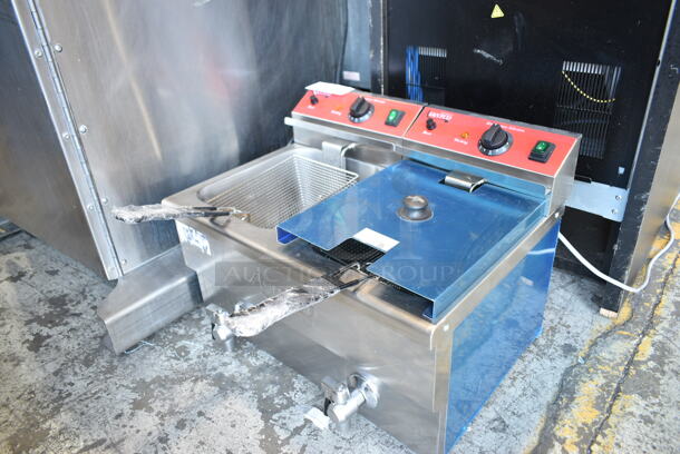 BRAND NEW SCRATCH AND DENT! 2023 Avantco 177F202 Stainless Steel Commercial Countertop Electric Powered 2 Bay Deep Fat Fryer w/ 2 Metal Baskets and 1 Lid. 208-240 Volts, 1 Phase.  - Image 3 of 10