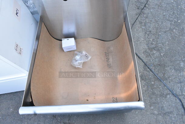BRAND NEW SCRATCH AND DENT! Stainless Steel Single Bay Sink. No Legs.  - Image 3 of 7