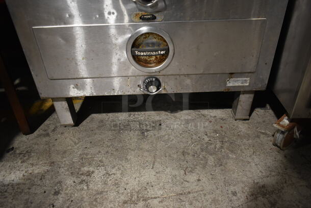 Toastmaster Stainless Steel Commercial Electric Powered 3 Drawer Food Warmer. Cannot Test Due To Plug Style - Image 4 of 8