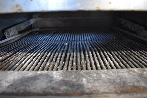 Vulcan Stainless Steel Commercial Natural Gas Powered Upright Vertical Broiler. 34x36x73.5 - Image 4 of 7