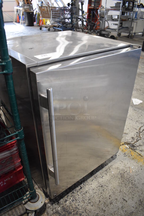 2016 True TUR-24-R-SS-B Stainless Steel Commercial Single Door Undercounter Cooler. 115 Volts, 1 Phase. 24x24x34. Tested and Does Not Power On - Image 6 of 6