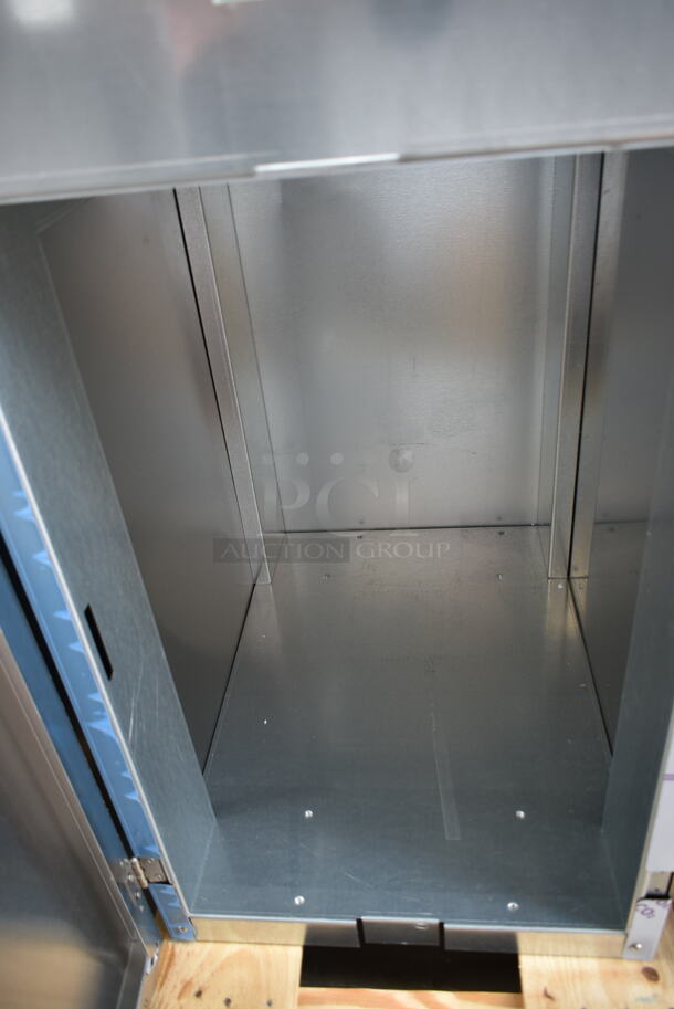 BRAND NEW SCRATCH AND DENT! Hoshizaki SD-271 Ice Machine and Water Dispenser Stand with Lockable Door. Goes GREAT w/ Lot 53! - Image 6 of 7