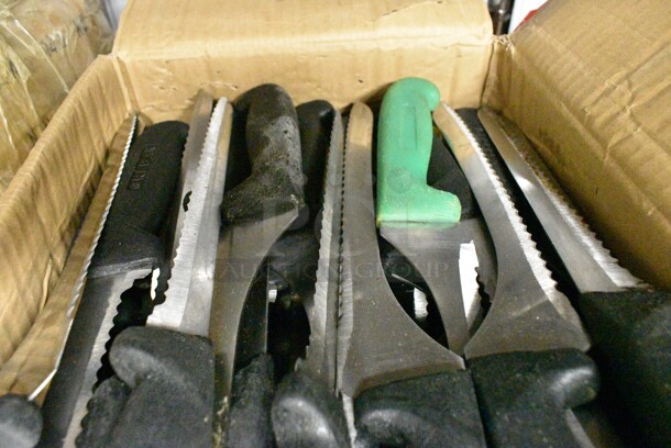 50 SHARPENED Stainless Steel Knives Including Serrated Bread Knives. 50 Times Your Bid!  - Image 5 of 5
