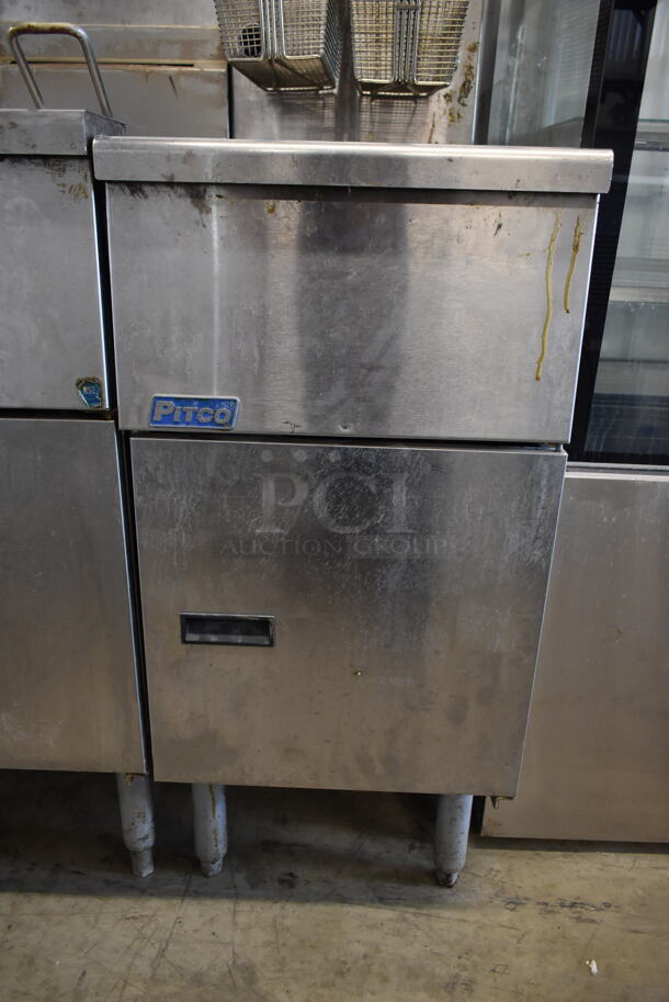 2015 Pitco Frialator SG14 Stainless Steel Commercial Floor Style Natural Gas Powered Deep Fat Fryer w/ 2 Metal Fry Baskets. 110,000 BTU. - Image 3 of 5