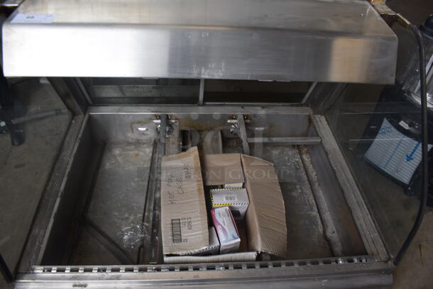 Henny Penny HMT-3 Electric Countertop Heated Merchandising Case. Front Glass Is Missing. Includes Bulbs. 208-240 Volt - Image 4 of 10