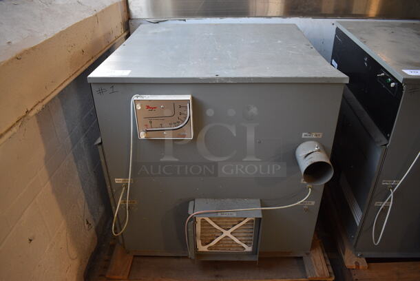 Dwyer Model IAT-300 Metal Commercial Unit w/ Mark II Manometer. 240 Volts, 3 Phase. 34x39x32