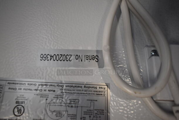 2023 Thomson TFRF520-F-SM Metal Chest Freezer w/ Hinge Lid. 115 Volt, 1 Phase. Tested and Working! - Image 3 of 4