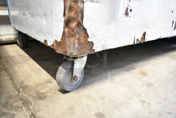XS-208 Metal Commercial Freezer Merchandiser on Commercial Casters. 115 Volts, 1 Phase. Tested and Working! - Image 3 of 6