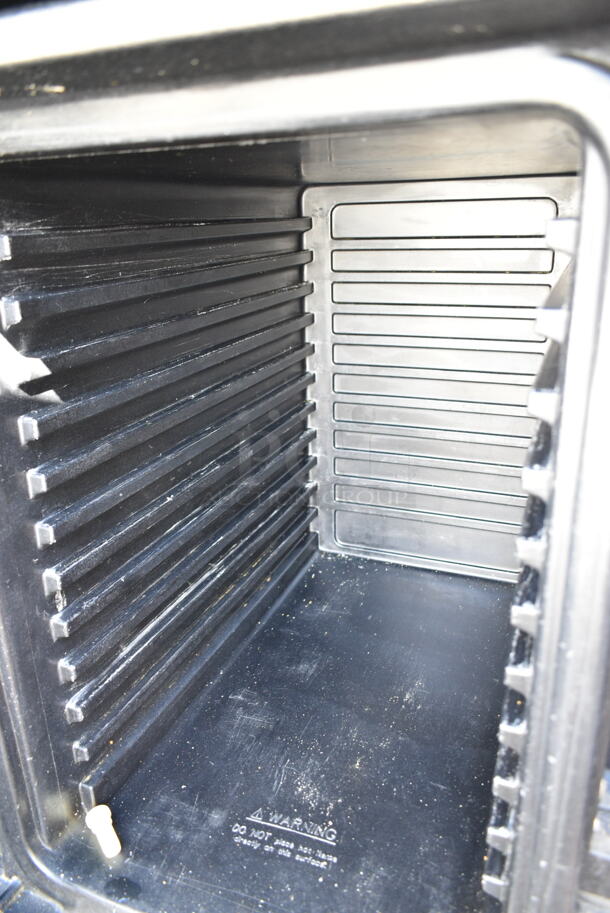 Cambro 47620 Poly 2 Door Reach In Portable Insulated Food Catering Cabinet on Commercial Casters.  - Image 2 of 6