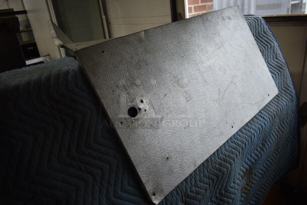 2 Metal Unit. 2 Times Your Bid! - Image 5 of 6