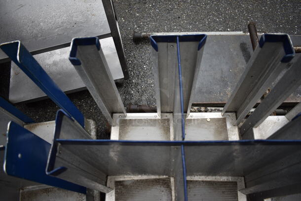 Metal Commercial Dish Cart on Commercial Casters. 21x21x32 - Image 3 of 4