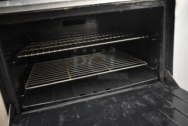 Garland SunFire SX-6-26 Stainless Steel Commercial Natural Gas Powered 6 Burner Range w/ Oven, Over Shelf and Back Splash.  - Image 5 of 7