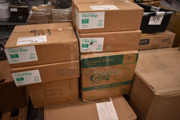 PALLET LOT of 62 BRAND NEW Boxes Including 500CFT Lavex White C-Fold Standard Weight Towel - 2400/Case, 500MFT Lavex Natural Brown Kraft M-Fold (Multifold) Towel - 4000/Case, 577756M1SD 546 Piece First Aid Kit Cabinet, 35347039 8" Curved Breaking Knife with Wood Handle, 4067000990 Antunes 7000990 Platen Sheet for VCT-2 - 10/Pack, Metal Fry Baskets, 433NHTBIO EcoChoice 1/6 Standard Size Biodegradable Standard-Duty Plastic T-Shirt Bag - 500/Case 62 Times Your Bid! - Image 12 of 12