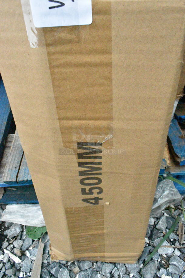 4 BRAND NEW SCRATCH AND DENT! Items Including 450MM, Carlisle 4022002 Sparta 60" White Tapered / Threaded Fiberglass Broom / Squeegee Handle, Regency 460ECPC74 74" NSF Chrome Mobile Shelving Post, Metro, Regency 460EGP86 86" NSF Green Epoxy Post, Regency 460ECPC74 74" NSF Chrome Mobile Shelving Post. May Be Missing Pieces. 4 Times Your Bid!  - Image 6 of 9
