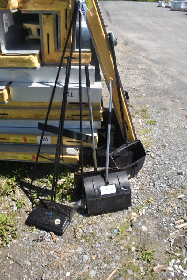 ALL ONE MONEY! Lot of Cleaning Supplies - Image 1 of 3