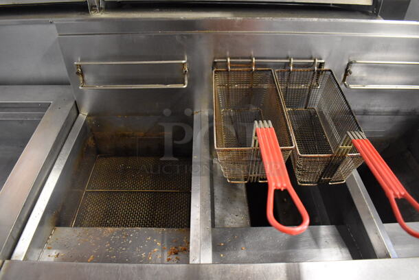 Frymaster FPH350SC Stainless Steel commercial Natural Gas Powered 3 Bay Deep Fat Fryer w/ 2 Metal Fry Baskets on Commercial Casters. 80,000 BTU. 47x32x47 - Image 4 of 10