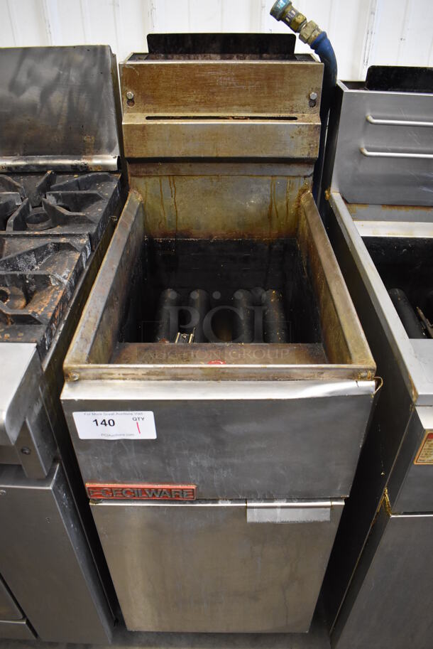 Cecilware FMP40 Stainless Steel Commercial Floor Style Natural Gas Powered Deep Fat Fryer. 115,000 BTU. 15.5x30x46