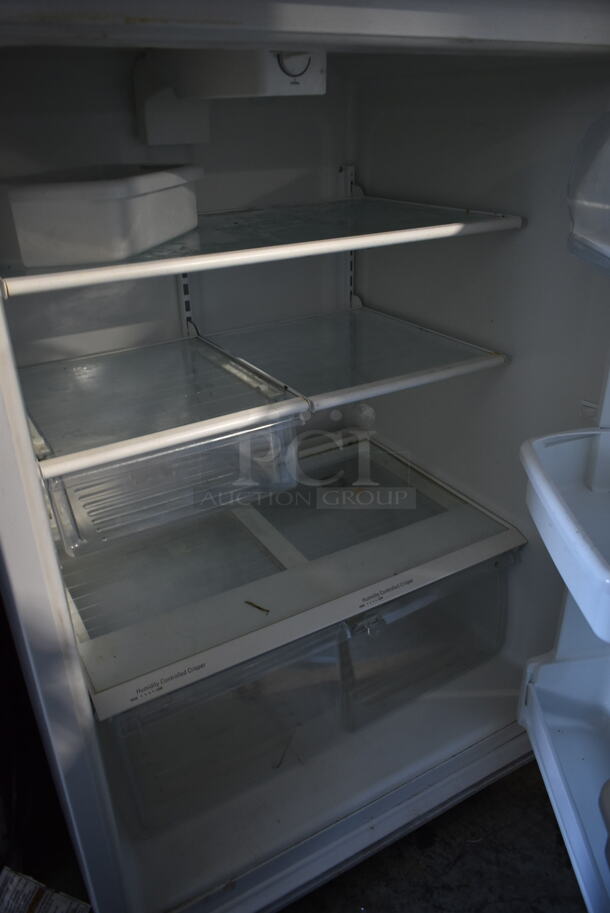 Whirlpool W1TXNMFWQ02 Metal Cooler Freezer Combo Unit. 115 Volts, 1 Phase. Tested and Powers On But Does Not Get Cold - Image 4 of 6