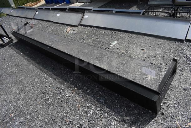 Hatco Model GRAL-128 Metal Commercial Warming Light w/ Sneeze Guard. 120/208 Volts, 1 Phase. 128x19x18 - Image 3 of 4