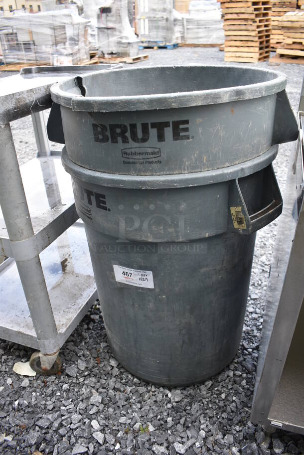 2 Rubbermaid Brute Gray Poly Trash Cans w/ 1 Trash Can Dolly. 26x22x27. 2 Times Your Bid!  - Image 3 of 5