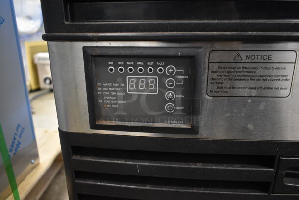 BRAND NEW SCRATCH AND DENT! 2023 Avantco 194UCF120A Stainless Steel Commercial Undercounter Self Contained Ice Machine. 115 Volts, 1 Phase. - Image 3 of 6