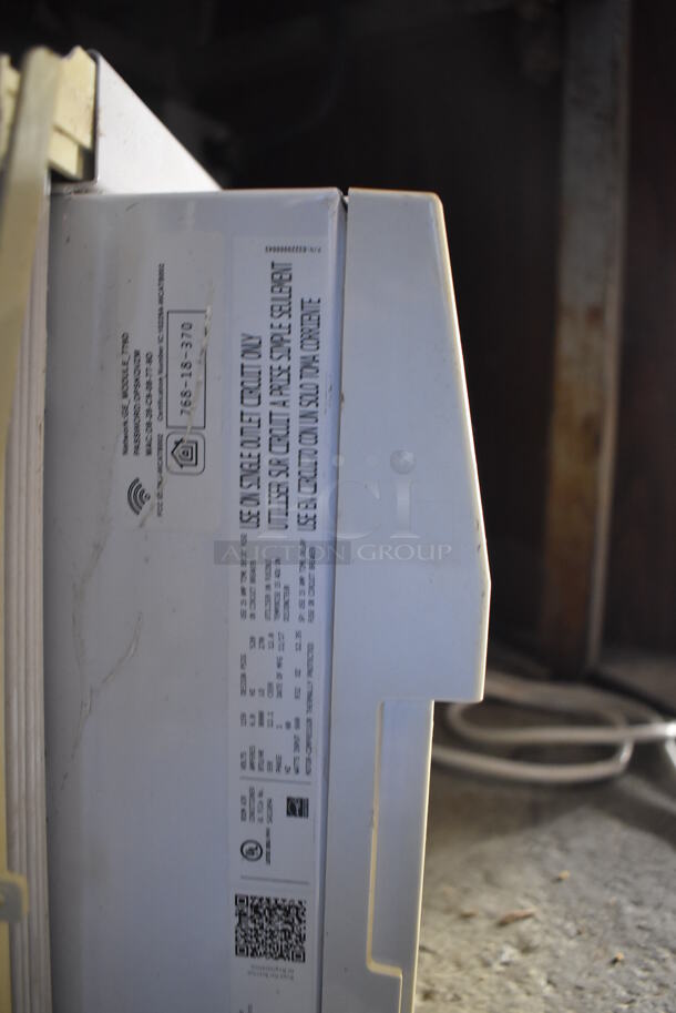 GE AEC08LXL1 Metal Window Mount Air Conditioning Unit. 115 Volts, 1 Phase. 23x17x14. Cannot Test - Needs New Power Cord - Image 8 of 8