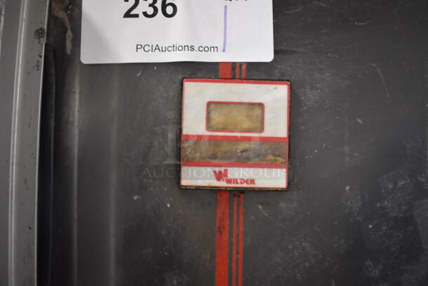 Wilder Metal Commercial Enclosed Pan Transport Rack on Commercial Casters. 24.5x31x70 - Image 4 of 5