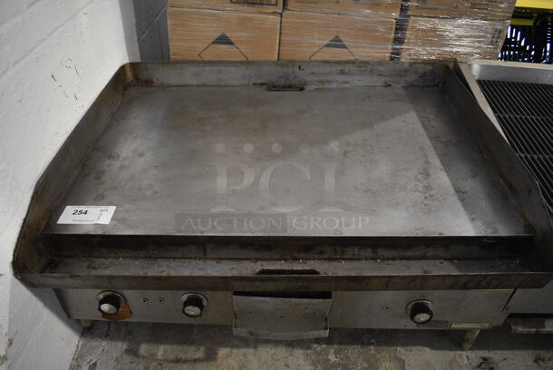 General Electric Model CG58 Stainless Steel Commercial Countertop Flat Top Griddle. 240 Volts, 1/3 Phase. 36x26x18 - Image 1 of 7