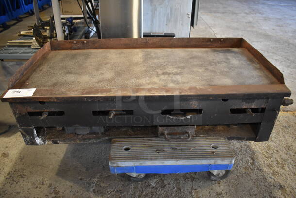 Metal Commercial Countertop Gas Powered Flat Top Griddle. 40.5x20x12