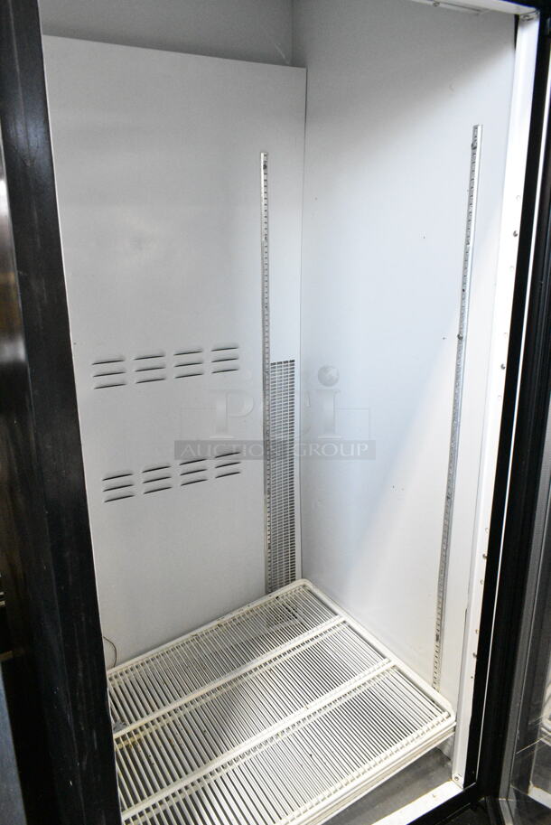 Habco Metal Commercial Single Door Reach In Cooler Merchandiser. 115 Volts, 1 Phase. Tested and Working! - Image 3 of 4