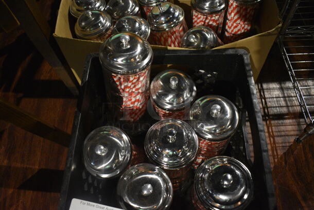 ALL ONE MONEY! Lot of 3 Boxes of a Total of 28 Straw Holders. 4.5x4.5x10.5. (lounge) - Image 2 of 4