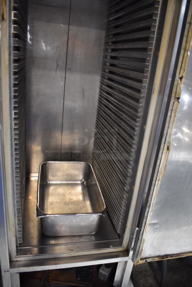 Carter Hoffmann PHB-450A Stainless Steel Commercial Holding Rack on Commercial Casters. 120 Volts, 1 Phase. 29x35x74. Tested and Powers On But Temps at 71 Degrees - Image 4 of 8