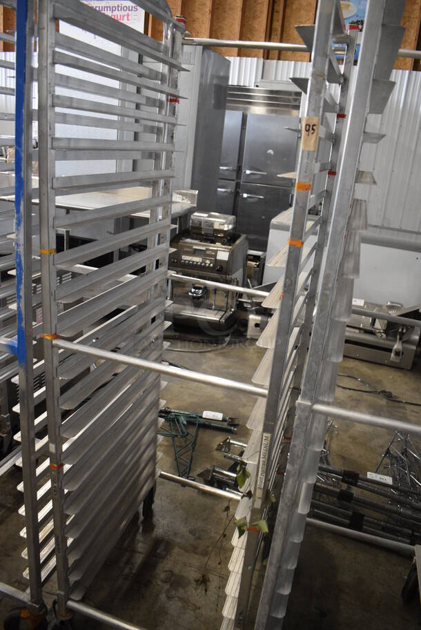Metal Commercial Pan Transport Rack on Commercial Casters. 20.5x26x69 - Image 3 of 3