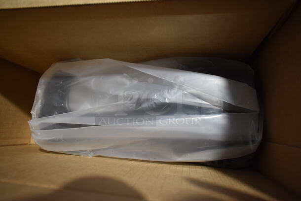 BRAND NEW SCRATCH AND DENT! 2023 Blendtec CQB2 Metal Commercial Countertop Drink Blender w/ Poly Dome Cover. 120 Volts, 1 Phase. Tested and Working! - Image 9 of 11