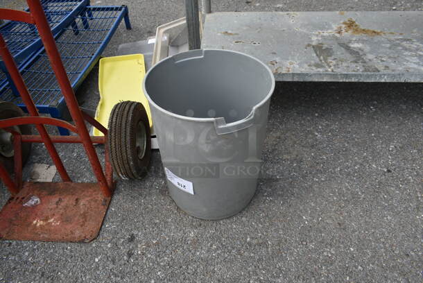 Gray Poly Trash Can. - Image 4 of 4