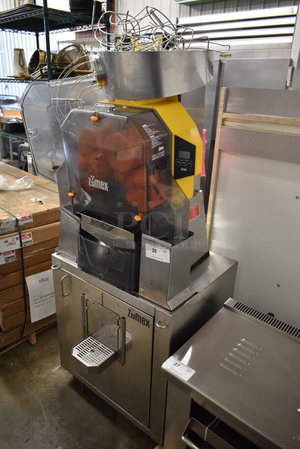 2017 Zumex Speed Pro Tank Podium Stainless Steel Commercial Floor Style Citrus Juicer on Commercial Casters. 115 Volts, 1 Phase. Tested and Working! - Image 2 of 10